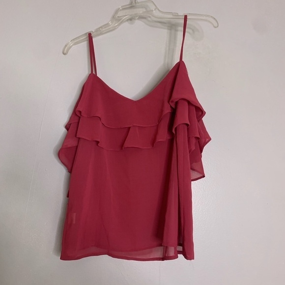 Re named ruffle tier layer cold shoulder tank top pink blush small women’s - Picture 3 of 6